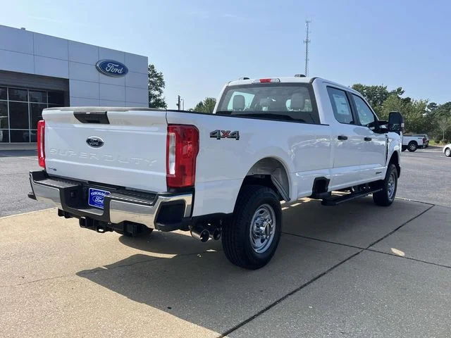 New 2026 Ford F-350 - photo 2