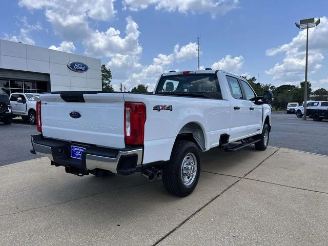 New 2026 Ford F-350 - photo 2