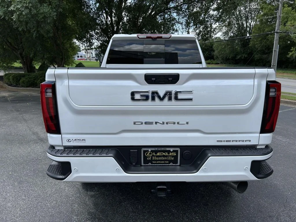 Used 2025 GMC Sierra 2500 - photo 2