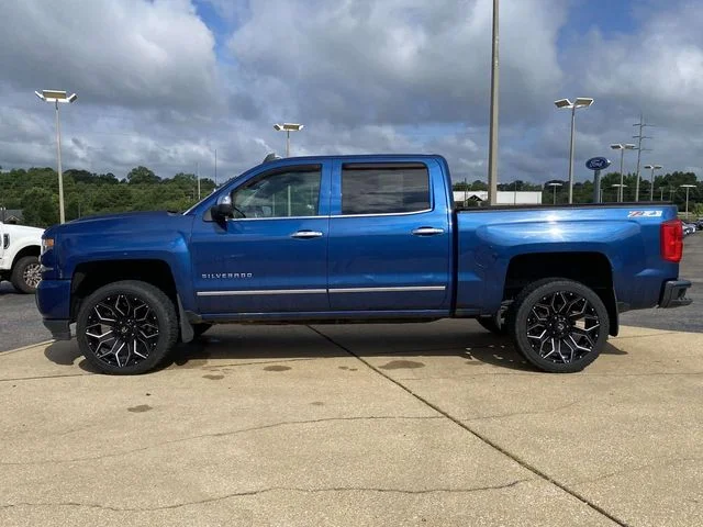 Used 2016 Chevrolet Silverado 1500 - photo 2