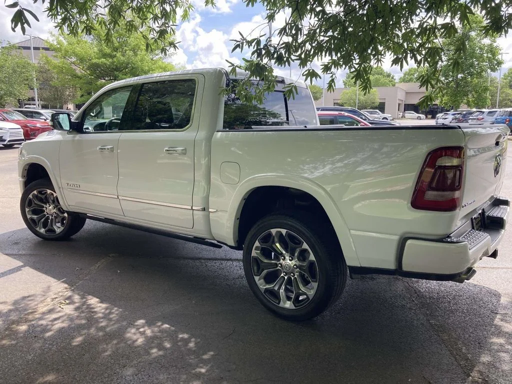 Used 2022 Ram 1500 - photo 1