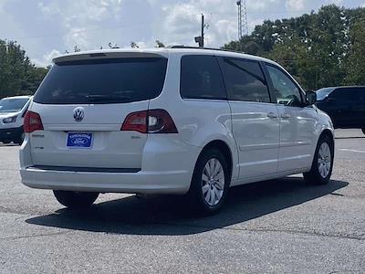 2012 Volkswagen Routan FWD Minivan for sale #TR391660 - photo 2