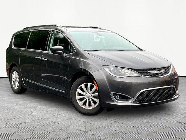 Used 2017 Chrysler Pacifica - photo 5