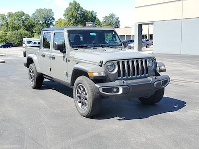 Used 2023 Jeep Gladiator Overland Crew Cab 4WD Pickup for sale #23T9617 - photo 1