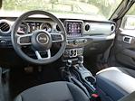 Used 2023 Jeep Gladiator Overland Crew Cab 4WD Pickup for sale #23T9617 - photo 17