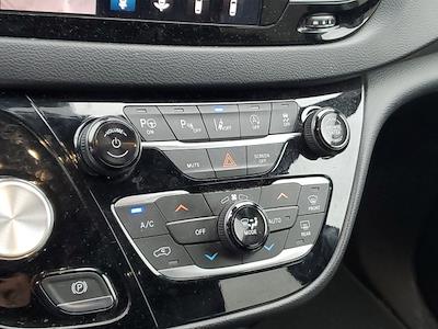 2019 Chrysler Pacifica FWD Minivan for sale #23T9672 - photo 1