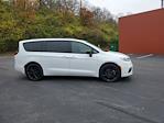 Used 2023 Chrysler Pacifica Limited Minivan for sale #23T9701 - photo 11