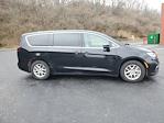Used 2025 Chrysler Pacifica Select Minivan for sale #23T9769 - photo 13