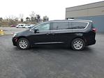 Used 2025 Chrysler Pacifica Select Minivan for sale #23T9769 - photo 14