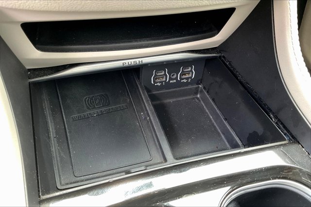 Used 2023 Chrysler Pacifica - photo 31