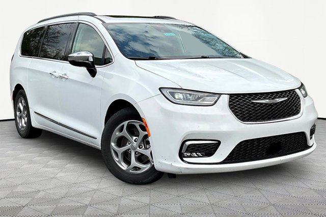 Used 2023 Chrysler Pacifica - photo 21