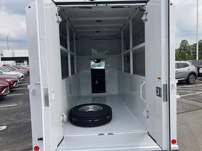 New 2025 GMC Savana 3500 Service Utility Van for sale #2621584 - photo 2