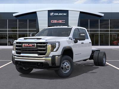 New 2025 GMC Sierra 3500 Pro Crew Cab 4WD 60 CA Cab Chassis for sale #2621609 - photo 1
