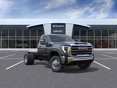 New 2025 GMC Sierra 3500 Pro Regular Cab 4WD 60 CA Cab Chassis for sale #2621618 - photo 1