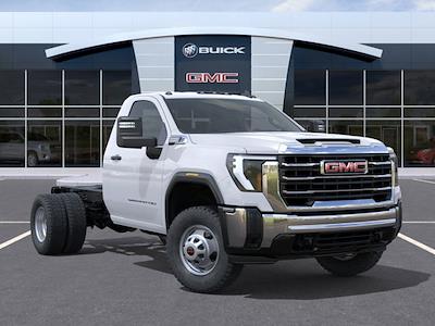 New 2025 GMC Sierra 3500 Pro Regular Cab 4WD 60 CA Cab Chassis for sale #2621627 - photo 1