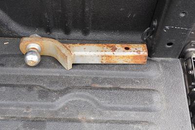 Used 2018 Ford F-350 Lariat Crew Cab 4WD DRW Pickup for sale #26T10018 - photo 2