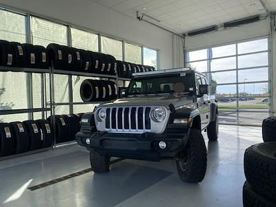 Used 2020 Jeep Gladiator Sport Crew Cab for sale #26T10117 - photo 2