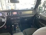 2020 Jeep Gladiator Crew Cab 4WD Pickup for sale #26T10117 - photo 24