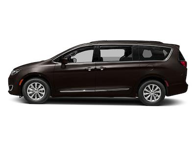 Used 2017 Chrysler Pacifica - photo 1