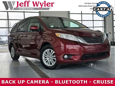 2015 Toyota Sienna 4x2, Minivan for sale #5635122A - photo 1