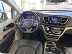 2019 Chrysler Pacifica FWD Minivan for sale #5649101A - photo 8