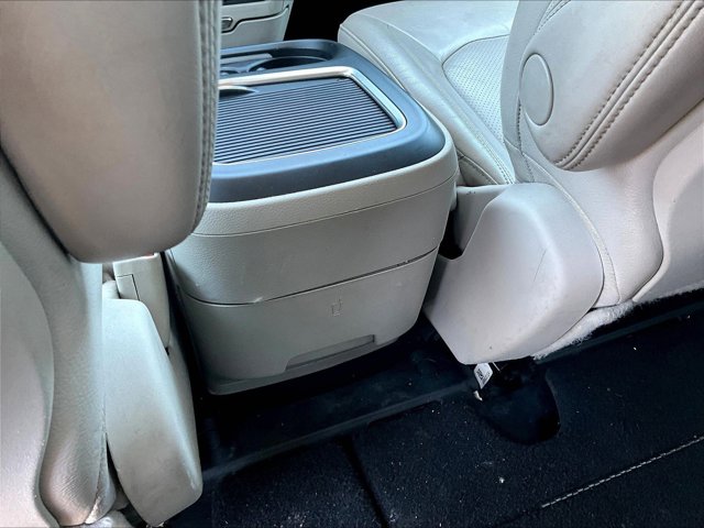 Used 2021 Chrysler Pacifica - photo 11