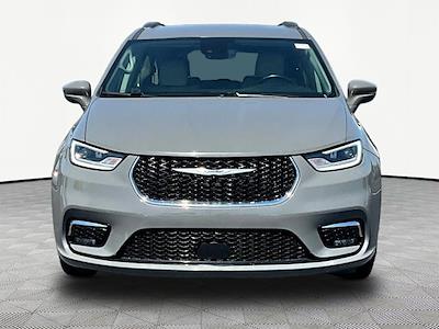 2021 Chrysler Pacifica FWD Minivan for sale #56MR600545P - photo 2