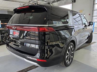 Used 2022 Kia Carnival EX FWD Minivan for sale #56T10255 - photo 2
