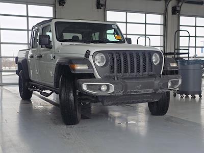 Used 2023 Jeep Gladiator - photo 1