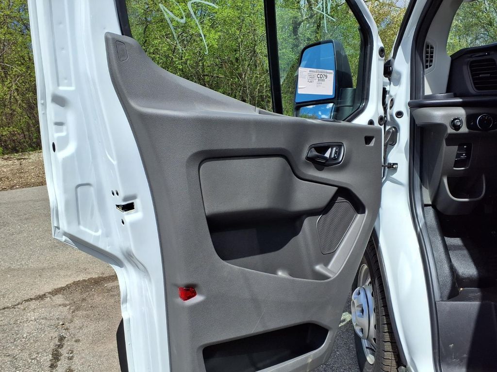 New 2026 Ford Transit 250 - photo 12