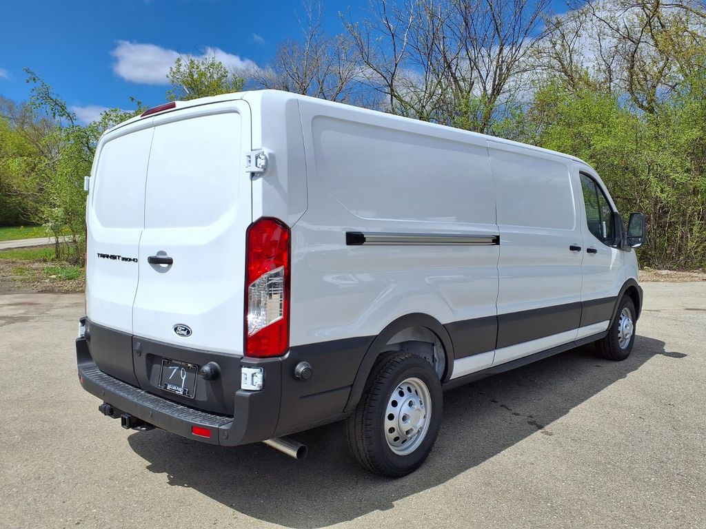 New 2026 Ford Transit 250 - photo 7