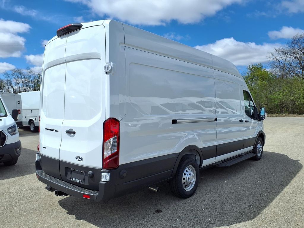 New 2026 Ford Transit 250 - photo 7