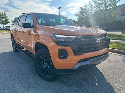 2025 Chevrolet Colorado Crew Cab 4WD Pickup for sale #3B4923 - photo 2