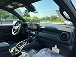 2025 Chevrolet Colorado Crew Cab 4x4 Pickup for sale #3B4961 - photo 38