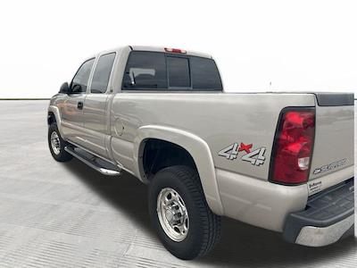 2007 Chevrolet Silverado 2500 Extended Cab 4x4 Pickup for sale #3B50003 - photo 2