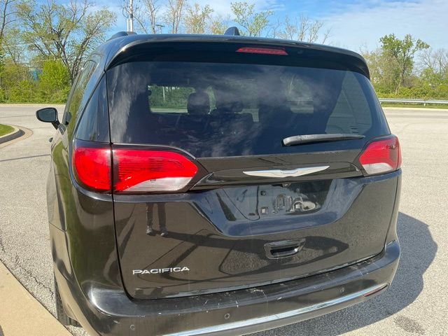 Used 2017 Chrysler Pacifica - photo 13