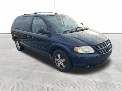 Used 2006 Dodge Grand Caravan SXT Minivan for sale #P7659C1 - photo 2
