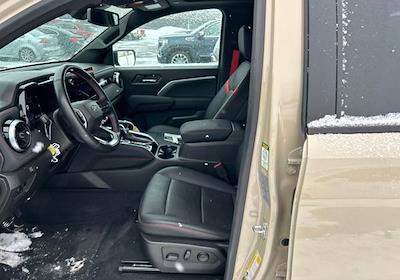 2023 Chevrolet Colorado Crew Cab 4WD Pickup for sale #P7926C - photo 2