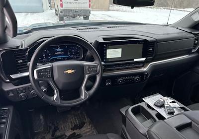 Used 2024 Chevrolet Silverado 1500 - photo 1
