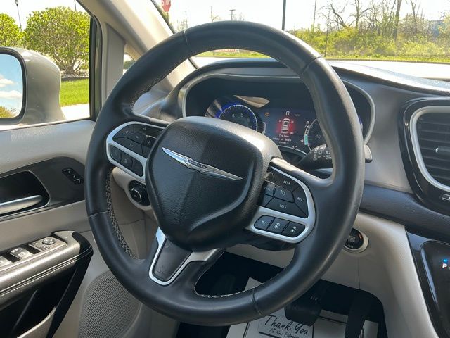 Used 2022 Chrysler Pacifica - photo 24