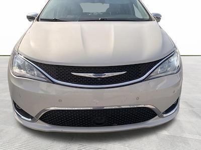 Used 2019 Chrysler Pacifica - photo 1