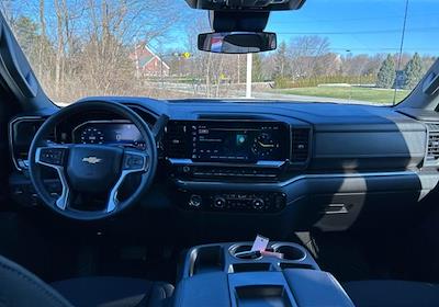 Used 2023 Chevrolet Silverado 1500 - photo 1