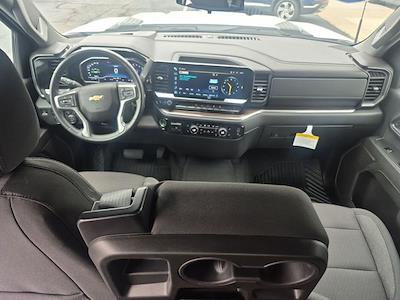 Used 2024 Chevrolet Silverado 2500 - photo 1