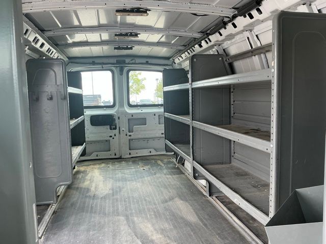 Used 2017 Chevrolet Express 2500 - photo 31