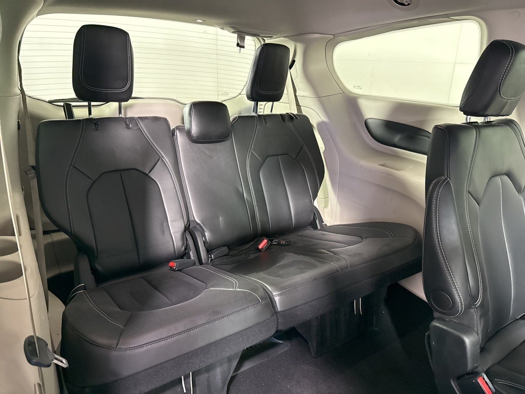 Used 2024 Chrysler Pacifica - photo 36