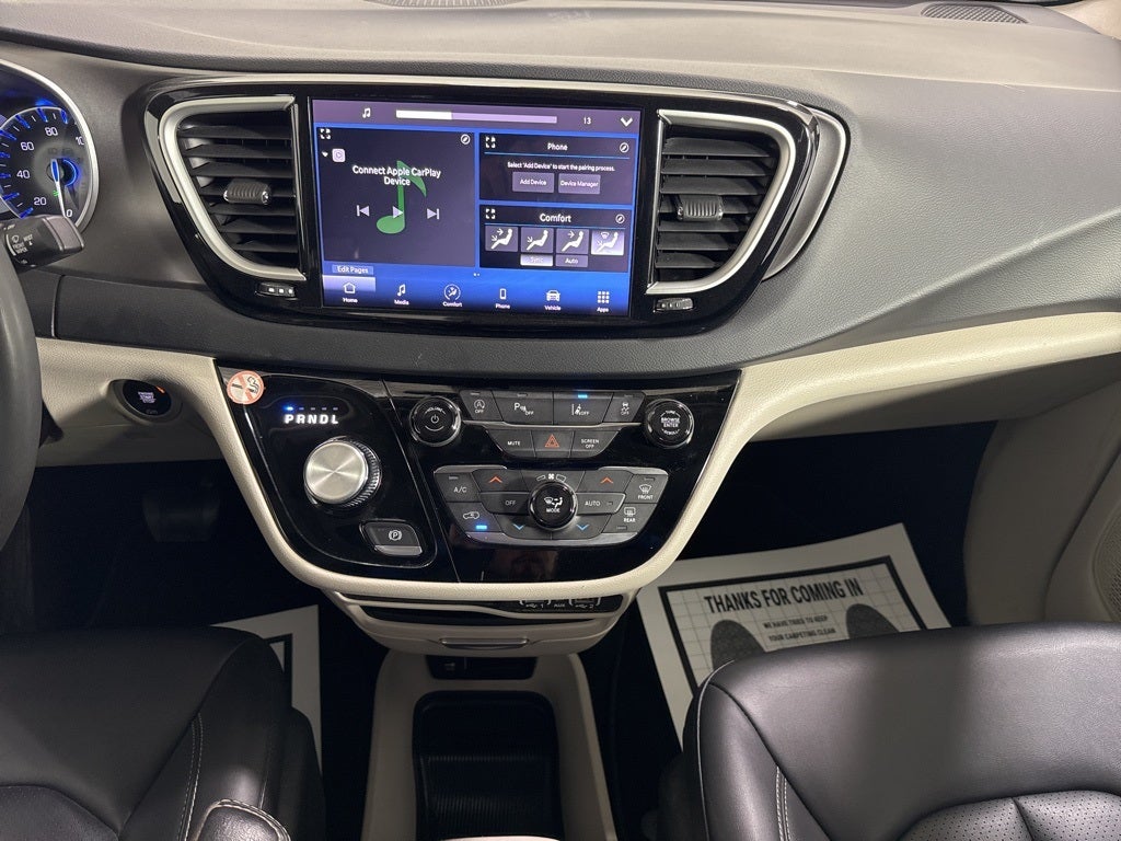 Used 2024 Chrysler Pacifica - photo 10