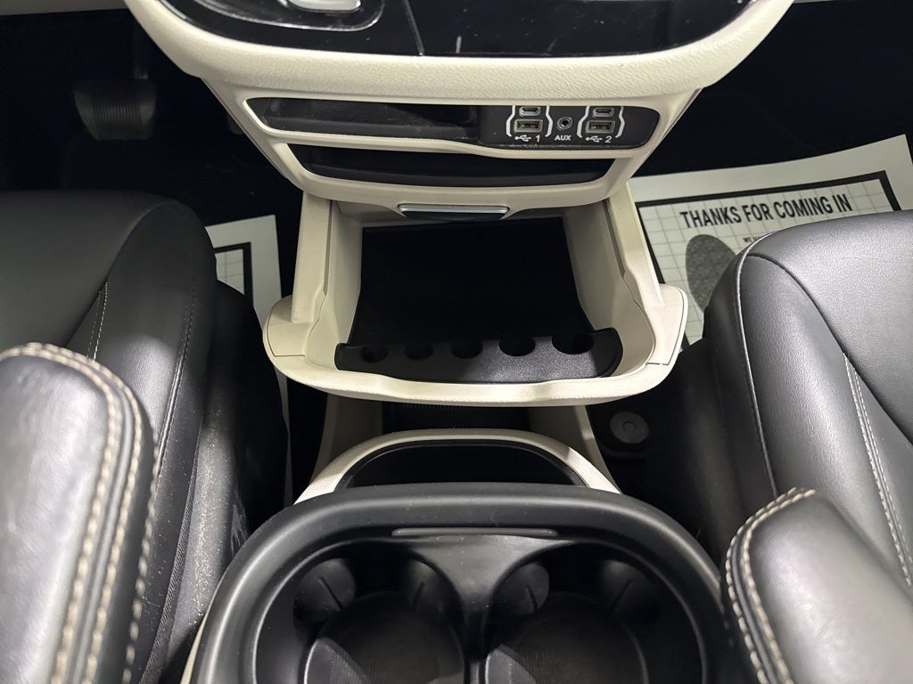 Used 2024 Chrysler Pacifica - photo 12