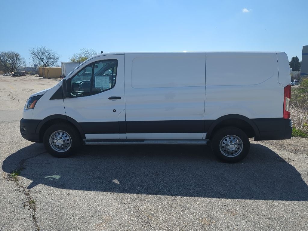 Used 2023 Ford Transit 250 - photo 7