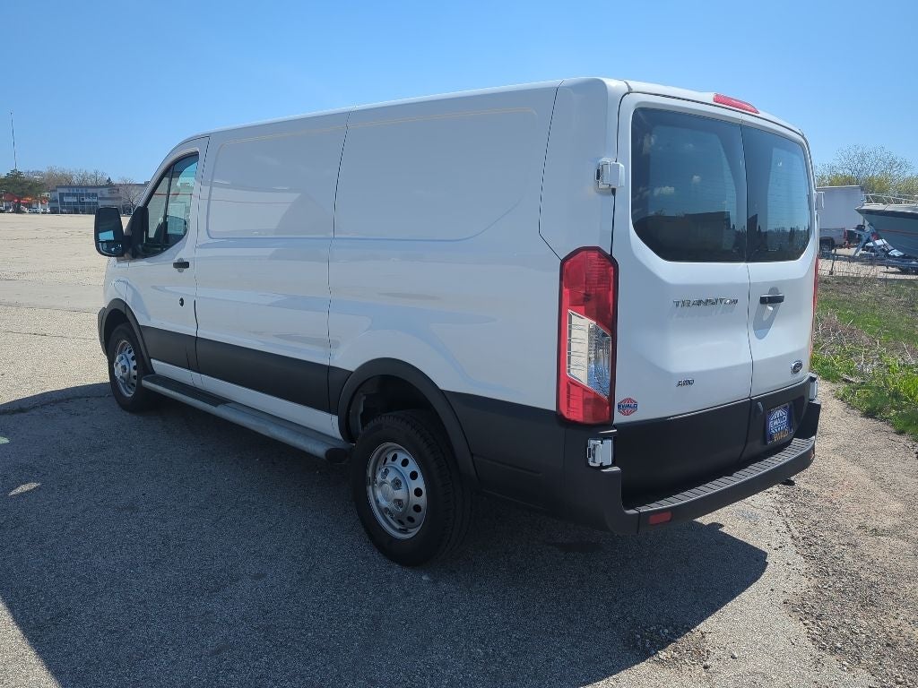 Used 2023 Ford Transit 250 - photo 8