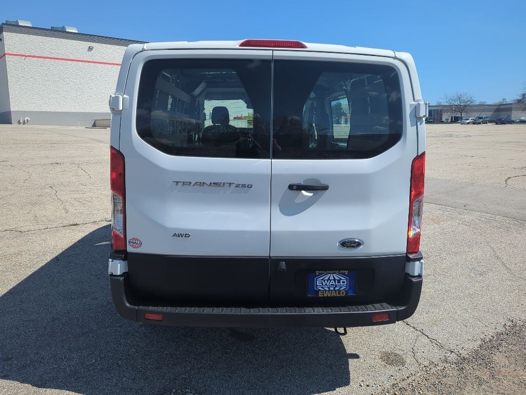 Used 2023 Ford Transit 250 - photo 9